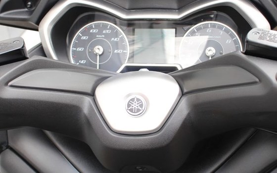 Gebrauchtmotorrad Yamaha XMAX 300 - Bild 20
