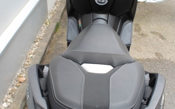 Gebrauchtmotorrad Yamaha XMAX 300 - Bild 8
