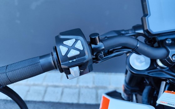 Gebrauchtmotorrad KTM 390 Duke - Bild 22