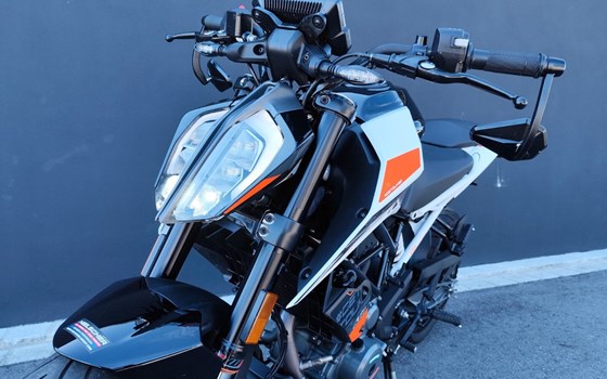 Gebrauchtmotorrad KTM 390 Duke - Bild 3
