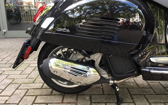 Neufahrzeug Vespa GTS 125 - Bild 14