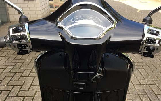 Neufahrzeug Vespa GTS 125 - Bild 16