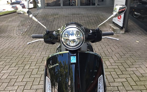 Neufahrzeug Vespa GTS 125 - Bild 9