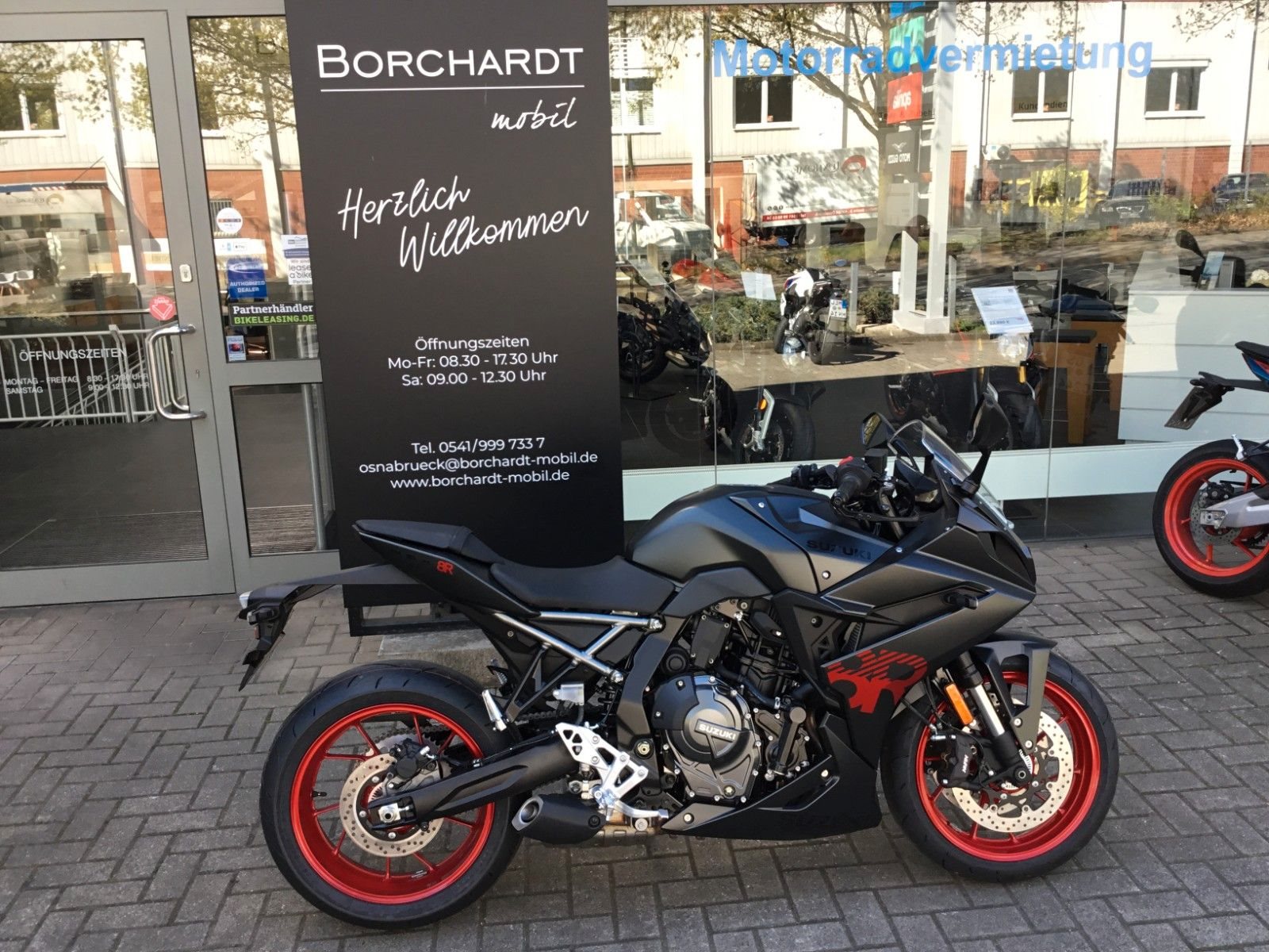 Suzuki GSX-8R