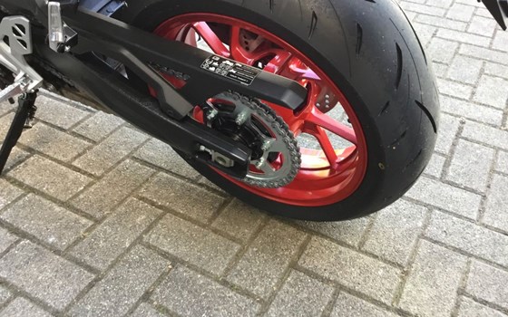 Neufahrzeug Suzuki GSX-8R - Bild 10