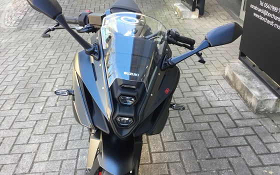 Neufahrzeug Suzuki GSX-8R - Bild 14