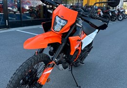 Neumotorrad KTM 390 Enduro R