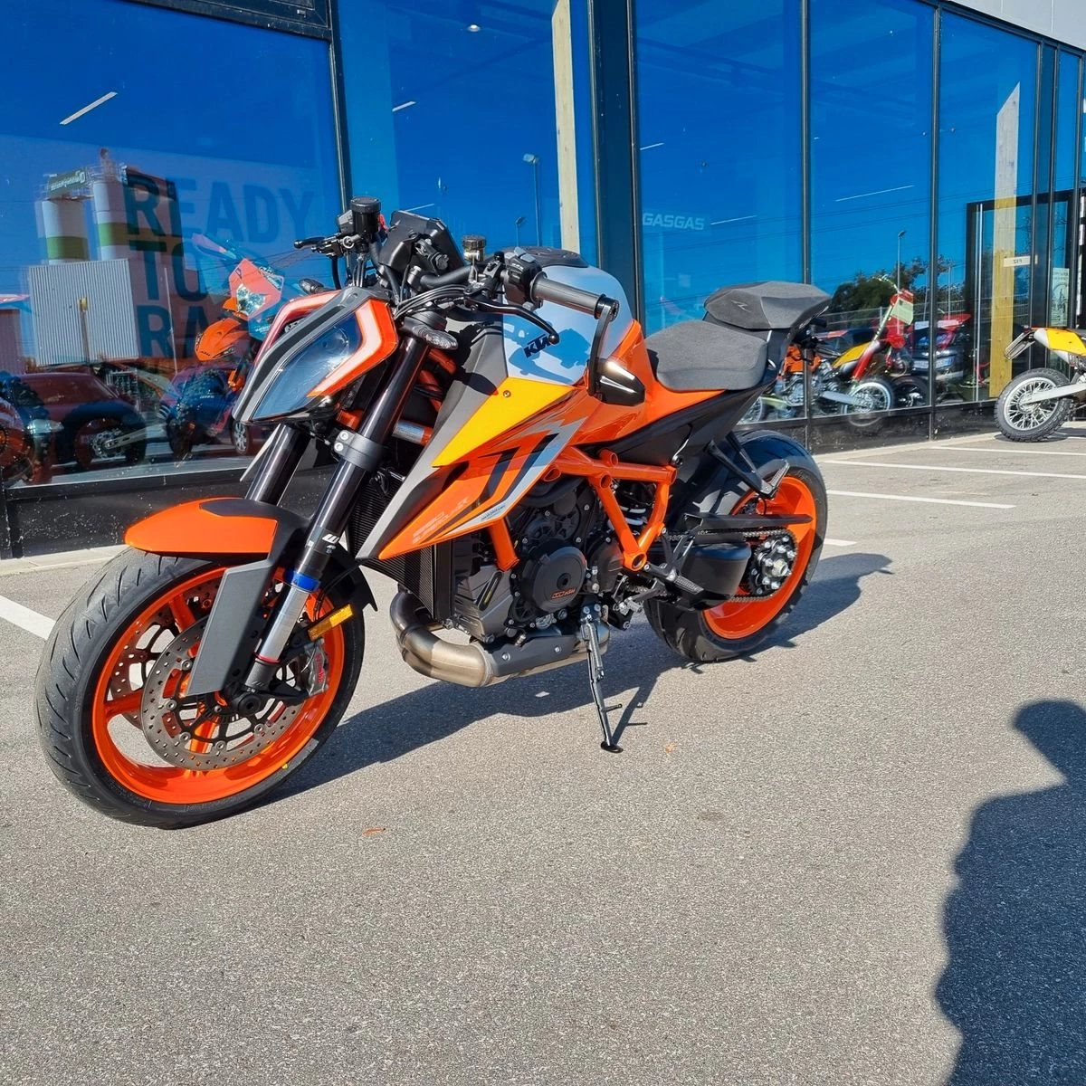 KTM 1290 Super Duke R EVO 