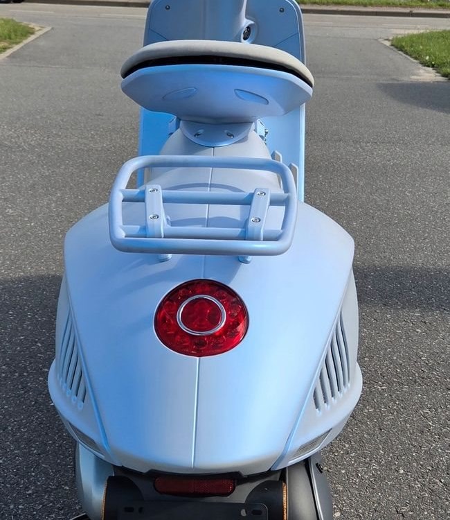 Angebot Vespa 946 Snake