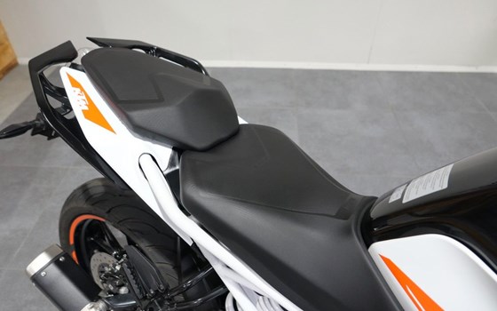 Gebrauchtmotorrad KTM 390 Duke - Bild 6