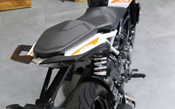 Gebrauchtmotorrad KTM 390 Duke - Bild 9