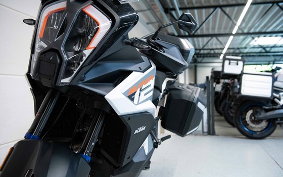 Gebrauchtmotorrad KTM 1290 Super Adventure S - Bild 11