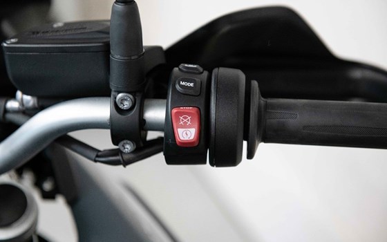 Gebrauchtmotorrad BMW F 750 GS - Bild 9