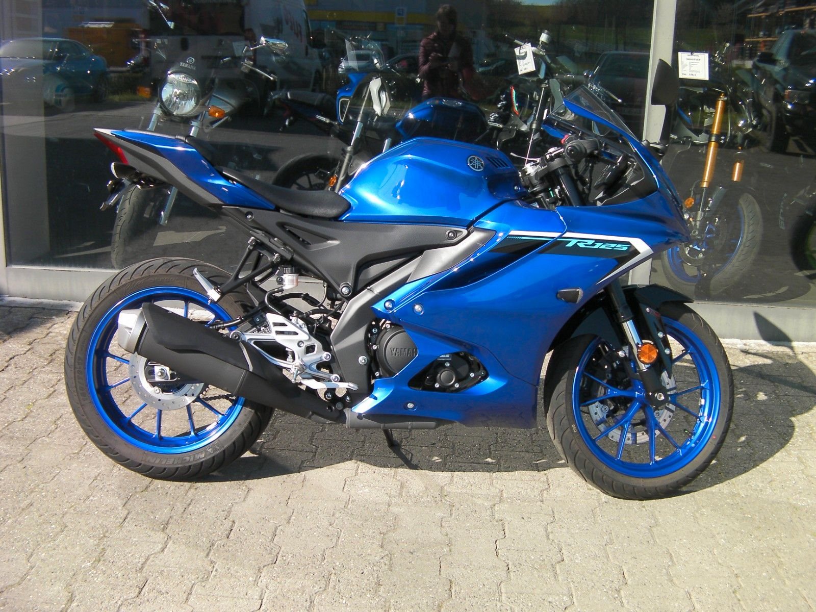 Yamaha R125