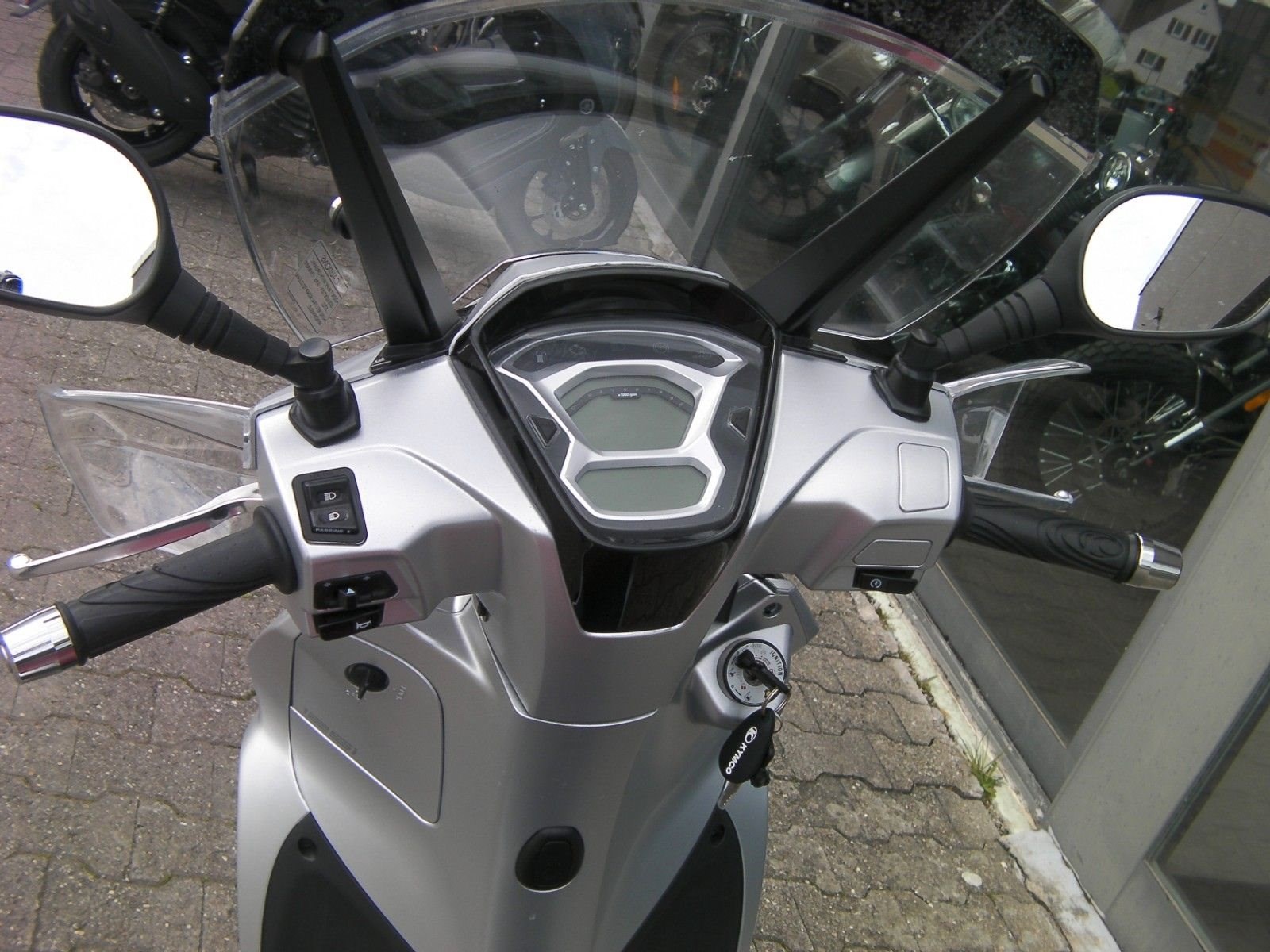 Kymco People S 125