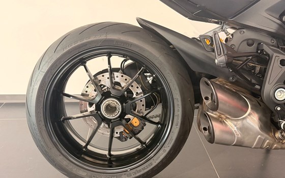 Gebrauchtmotorrad Ducati Diavel 1260 S - Bild 2