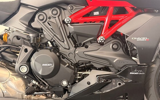 Gebrauchtmotorrad Ducati Diavel 1260 S - Bild 3