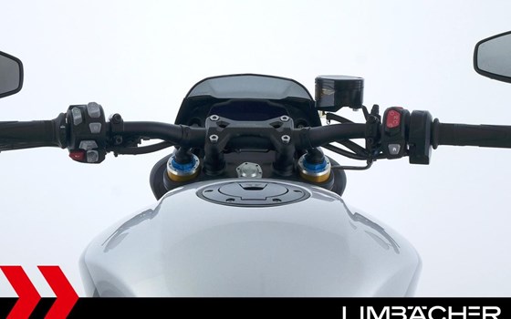 Gebrauchtmotorrad Triumph Speed Triple 1200 RS - Bild 13