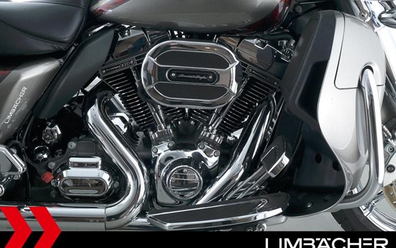 Gebrauchtmotorrad Harley-Davidson CVO Ultra Limited FLHTKSE - Bild 26