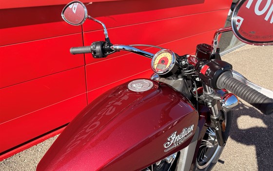 Motorrad Occasion Indian Scout - Bild 6