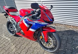 Neumotorrad Honda CBR600RR