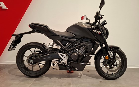 Gebrauchtmotorrad Honda CB 125 - Bild 2