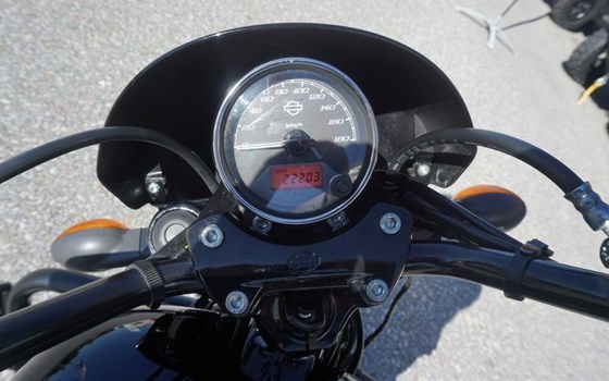 Gebrauchtmotorrad Harley-Davidson Street 750 - Bild 11