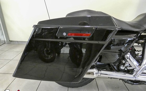 Gebrauchtmotorrad Harley-Davidson Street Glide FLHX - Bild 10