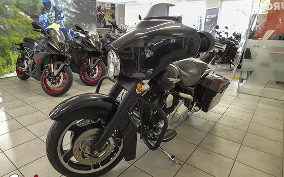 Gebrauchtmotorrad Harley-Davidson Street Glide FLHX - Bild 13