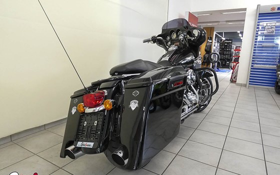 Gebrauchtmotorrad Harley-Davidson Street Glide FLHX - Bild 5