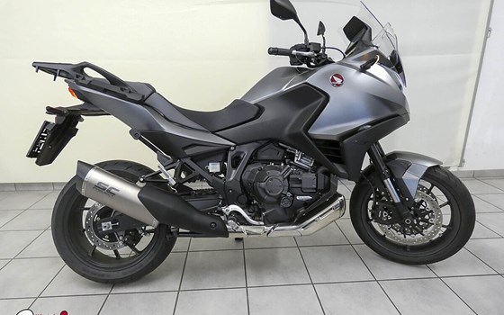 Gebrauchtmotorrad Honda NT1100 - Bild 2