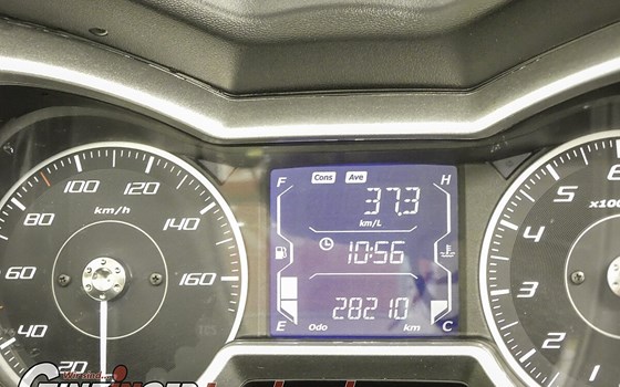 Gebrauchtmotorrad Yamaha XMAX 300 - Bild 10