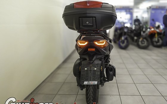 Gebrauchtmotorrad Yamaha XMAX 300 - Bild 8