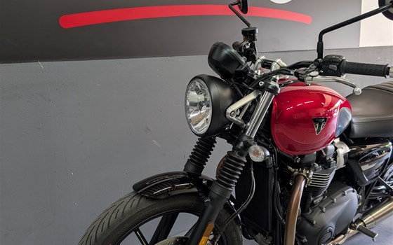 Gebrauchtmotorrad Triumph Speed Twin 900 - Bild 3