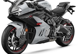 Gebrauchte CFMOTO 675SR-R