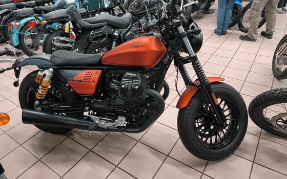 Gebrauchtmotorrad Moto Guzzi V9 Bobber Sport - Bild 1