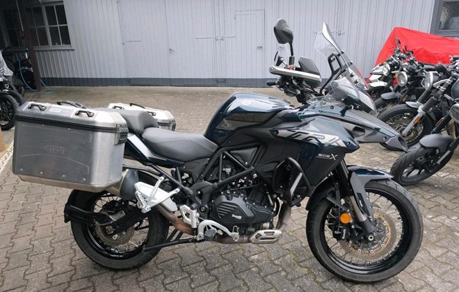 Benelli TRK 502 X