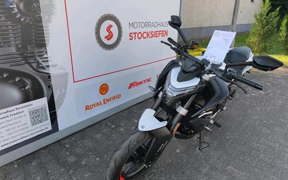 Gebrauchtmotorrad CFMOTO 450NK - Bild 3