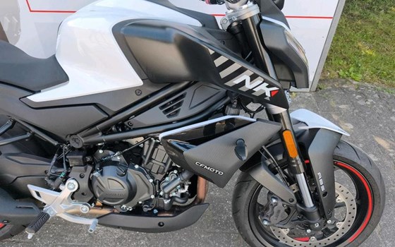 Gebrauchtmotorrad CFMOTO 450NK - Bild 9