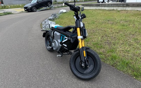 Motorrad Occasion BMW CE 02 11kW - Bild 4