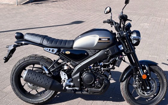 Gebrauchtmotorrad Yamaha XSR125 - Bild 1