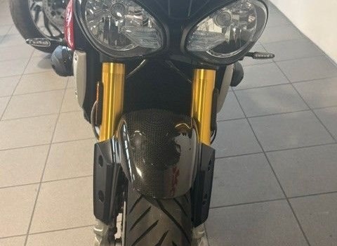 Gebrauchtmotorrad Triumph Speed Triple R - Bild 8