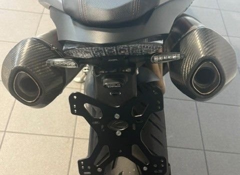 Gebrauchtmotorrad Triumph Speed Triple R - Bild 9