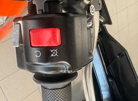 Gebrauchtmotorrad KTM 690 Duke R - Bild 8