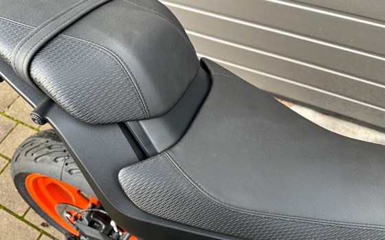 Neufahrzeug KTM 125 Duke - Bild 3