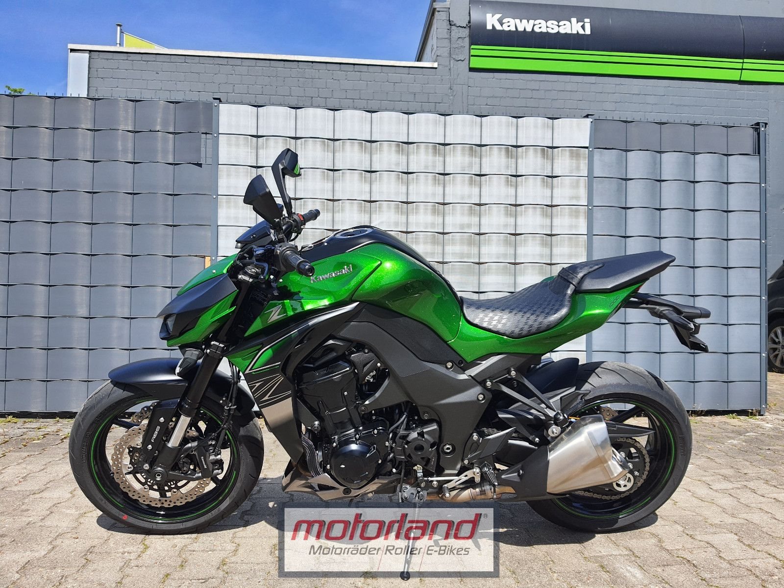 Kawasaki Z1000