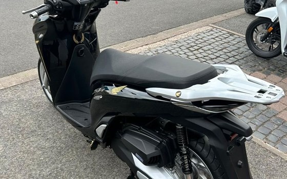 Gebrauchtmotorrad Honda SH350i - Bild 6