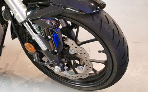 Gebrauchtmotorrad Honda CB125R - Bild 13