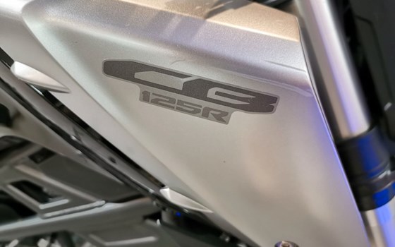 Gebrauchtmotorrad Honda CB125R - Bild 14