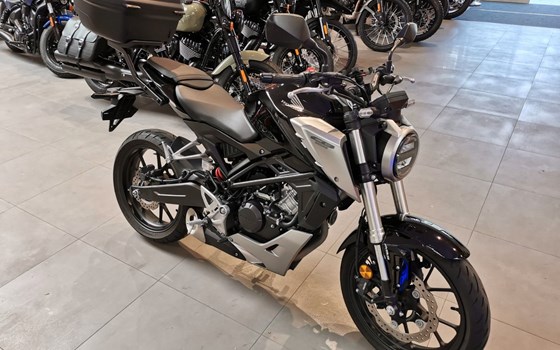 Gebrauchtmotorrad Honda CB125R - Bild 5